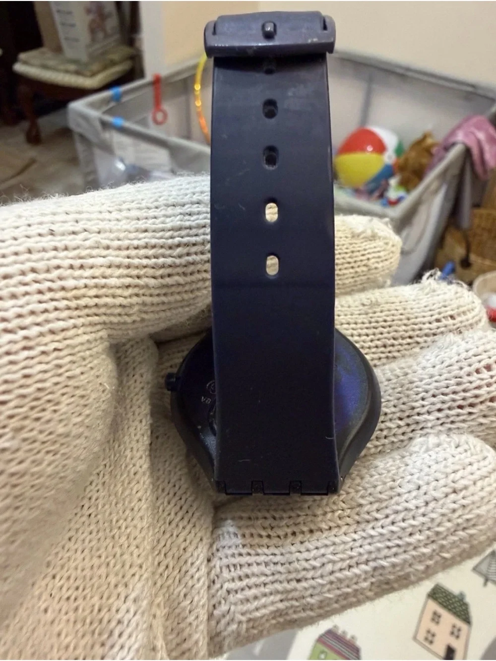 Swatch Skin Skindeep Ultra-Thin Navy Blue Dial Men's Watch SVUN107.